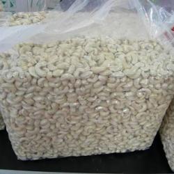 Cashew Nuts W320 buy on the wholesale