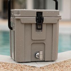 ROTOMOLDED COOLERS buy on the wholesale