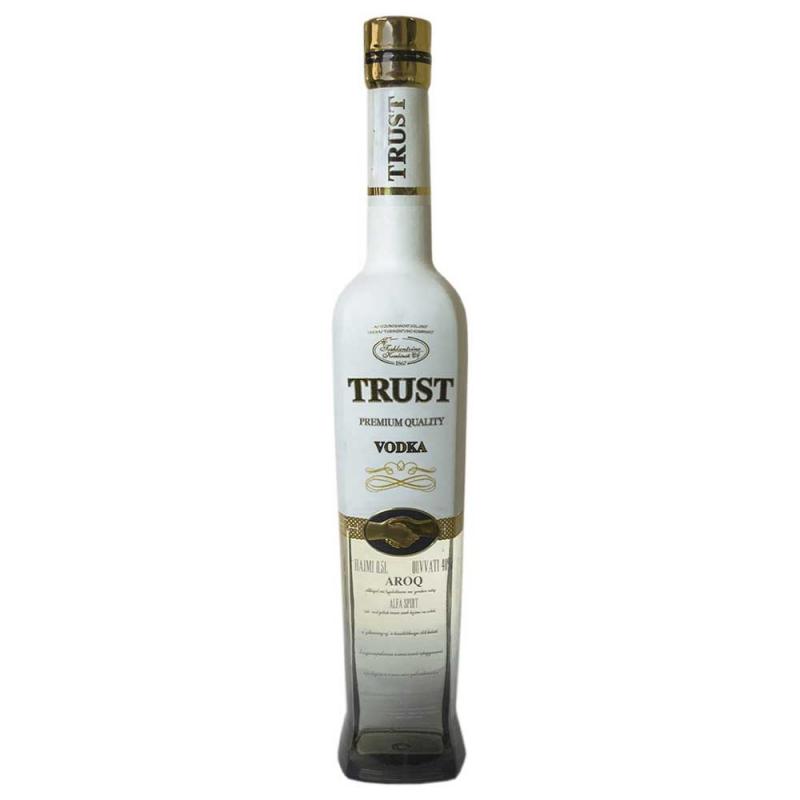 Vodka TROYKA buy wholesale - company АО ИИ 