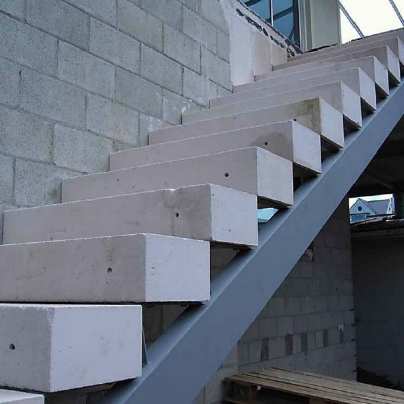 Reinforced Gas Silicate Stair Steps buy wholesale - company ОАО 