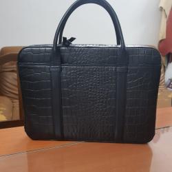 Leather Laptop Bags buy on the wholesale