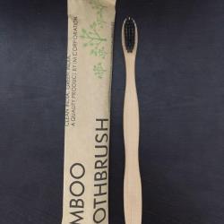 Бамбуковая зубная щетка с угольным напылением купить оптом