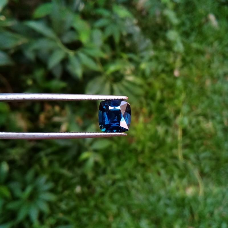 Blue Sapphire  buy wholesale - company Whishers Gems & Jewellery | Sri Lanka