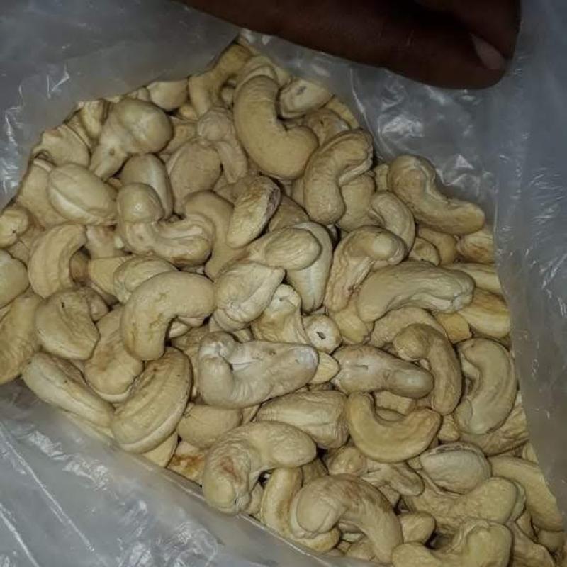 Cashew Nuts for sale buy wholesale - company Global Services Group | Cameroon