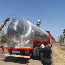 Road Tankers buy on the wholesale