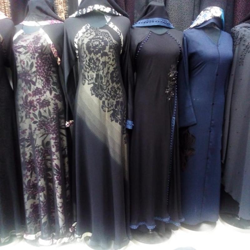 Новый дизайн мусульманских платьев в стиле Дубай Абая купить оптом - компания Mayzun Clothing Manufacturer | Индия