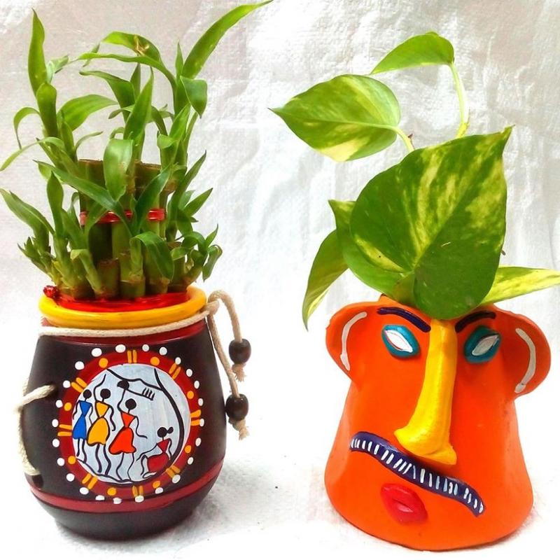 Терракотовый горшок ручной работы с растениями купить оптом - компания Karru Krafft | Индия