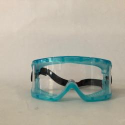 Safety Glasses Closed Type  buy on the wholesale