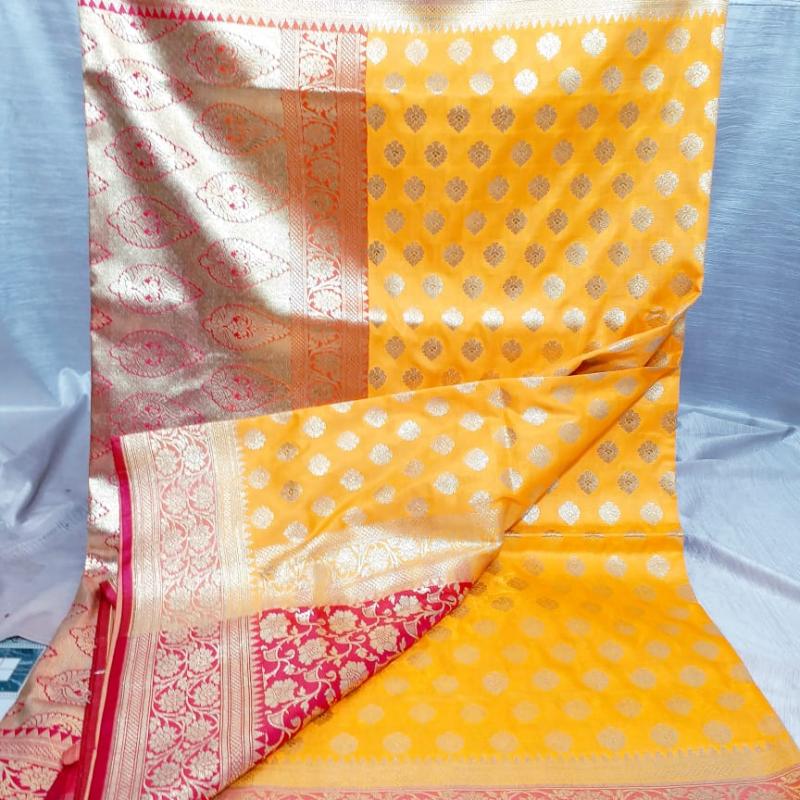 Banarasi Katan Saree for Festive Session / Patli Pallu Sarre buy wholesale - company Subhra Textile | India