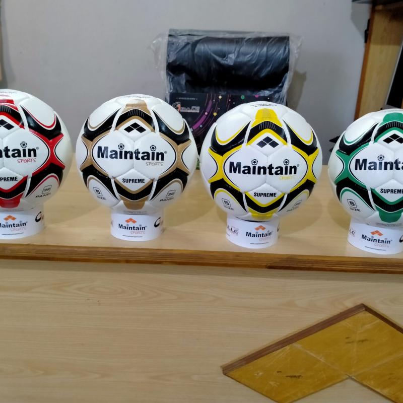 Supreme Match Soccer Balls buy wholesale - company Maintain sports | Pakistan