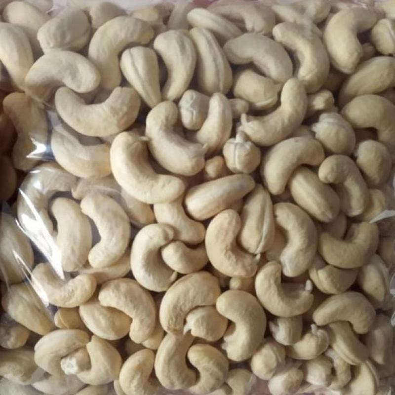 Cashew Nuts (Kaju) buy wholesale - company Rilons India | India