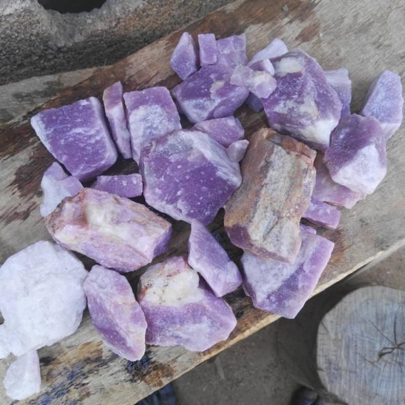 Lithium Ore (Spodumene, Lepidolite, Amblygonite) buy wholesale - company Kharamall online Ltd | Nigeria