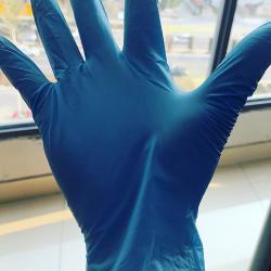 Disposable Nitrile Gloves  buy on the wholesale