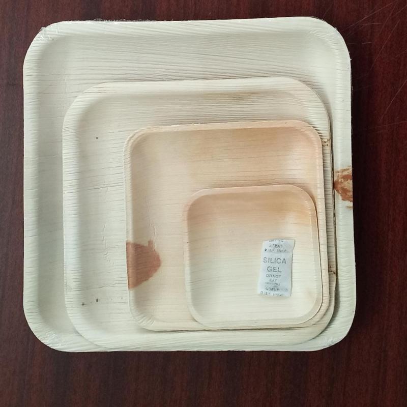 Квадратные тарелки из пальмовых листьев ареки купить оптом - компания Cool Crafts | Индия
