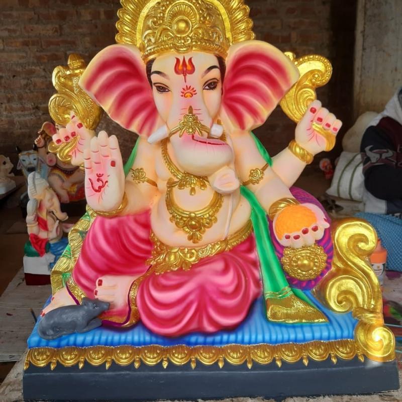 Ganesha Figurines buy wholesale - company Manmayee Handicrafts | India