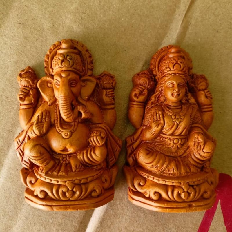 Eco Friendly Laxmi Ganesha Manufacturer in Kolkata buy wholesale - company Manmayee Handicrafts | India