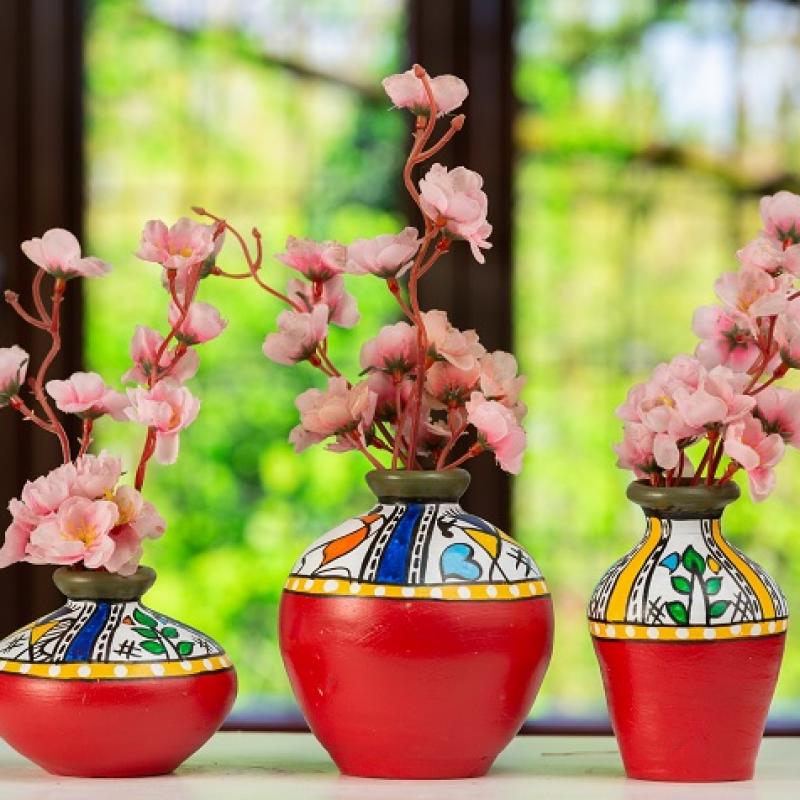 Karru Krafft Handmade Terracotta Clay Warli Printed Table Decor Flower Vase buy wholesale - company Karru Krafft | India