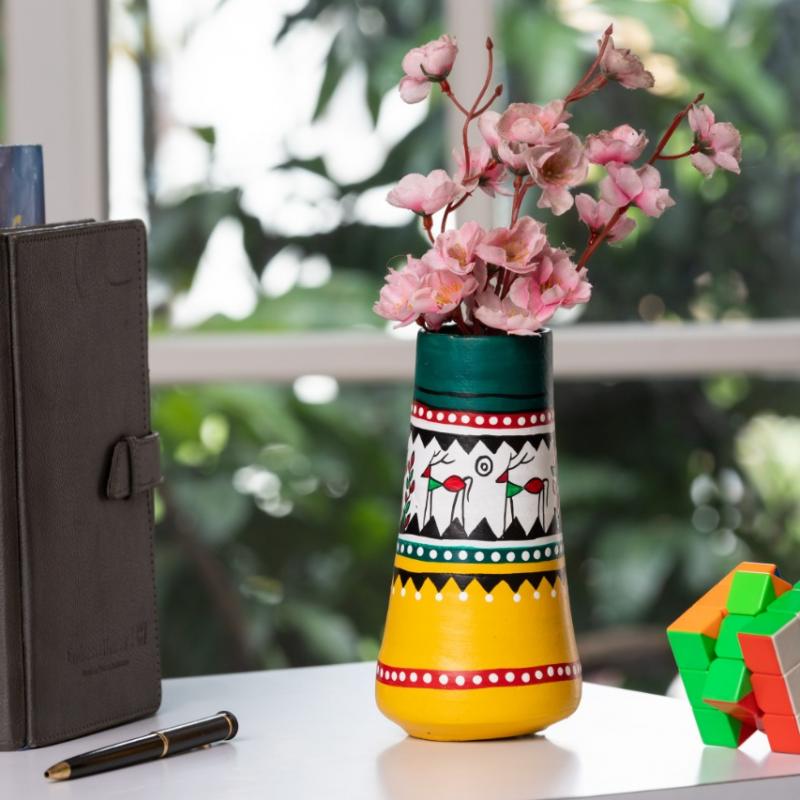 8inch Terracotta Vase Gifting and Home Decoration buy wholesale - company ArtiKart dotin | India
