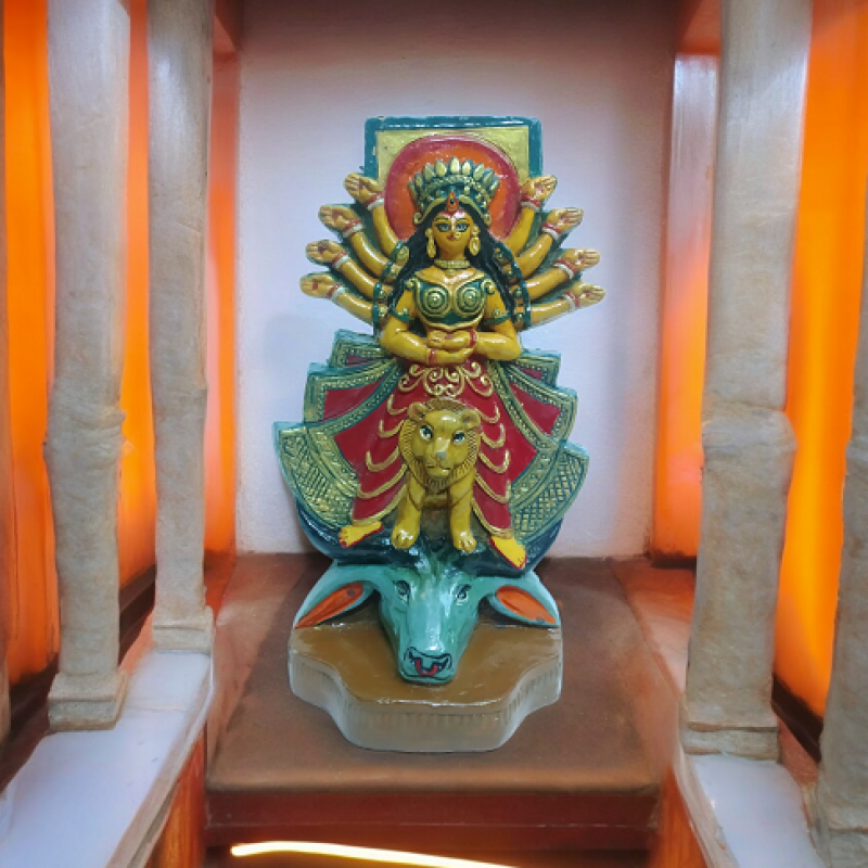 Earthen Maa Durga idol for Navaratri, Clay Durga Manufacturer Wholesaler Exporter купить оптом - компания Manmayee Handicrafts | Индия