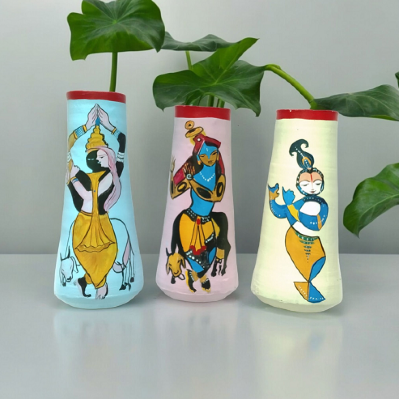 Handpainted Terracotta Vases Manufacturer Exporter Wholesaler buy wholesale - company Karru Krafft | India