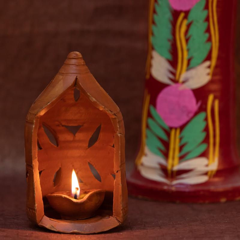 Handmade Terracotta Stand Diya for Festive season, Pooja, Diwali Decor Manufacturer Wholesaler Exporter купить оптом - компания Me Handicrafts Stores | Канада