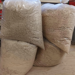 Sawdust/Wood Shavings for Animals – Pure, Dust-Free Bedding buy on the wholesale