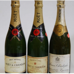 Original Moët & Chandon Brut Imperial Champagne – Elegant and Refined buy on the wholesale