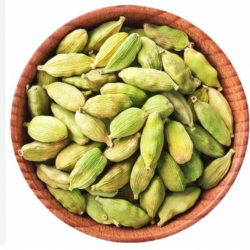 Fresh Whole Cardamom – Premium Spice for Export