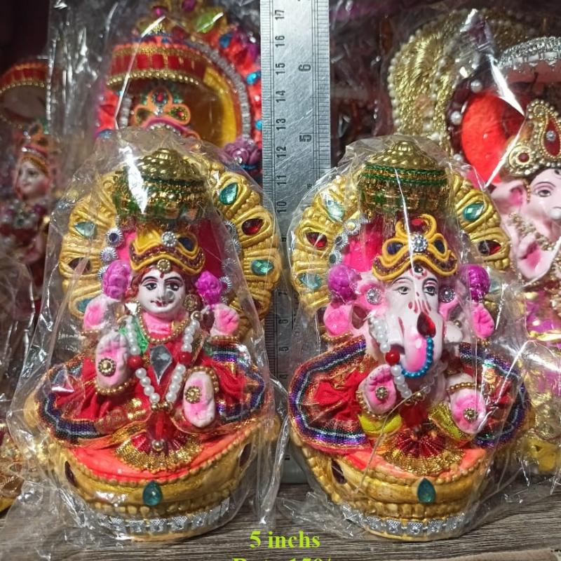 Handmade Decorative Terracotta Laxmi Ganesha for Diwali Puja Manufacturer Exporter Wholesaler buy wholesale - company Karru Krafft | India